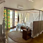 Zuzanu House